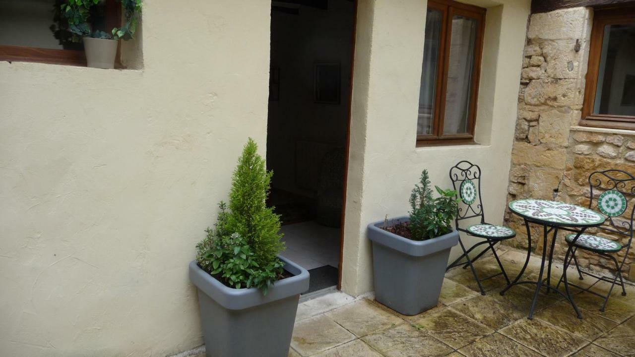 Appartement Aux Armoiries De Sarlat Exterior photo